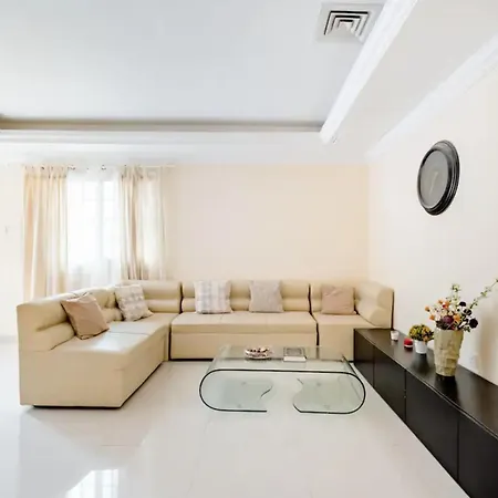 The Villa Jumeirah Dubai Exterior photo